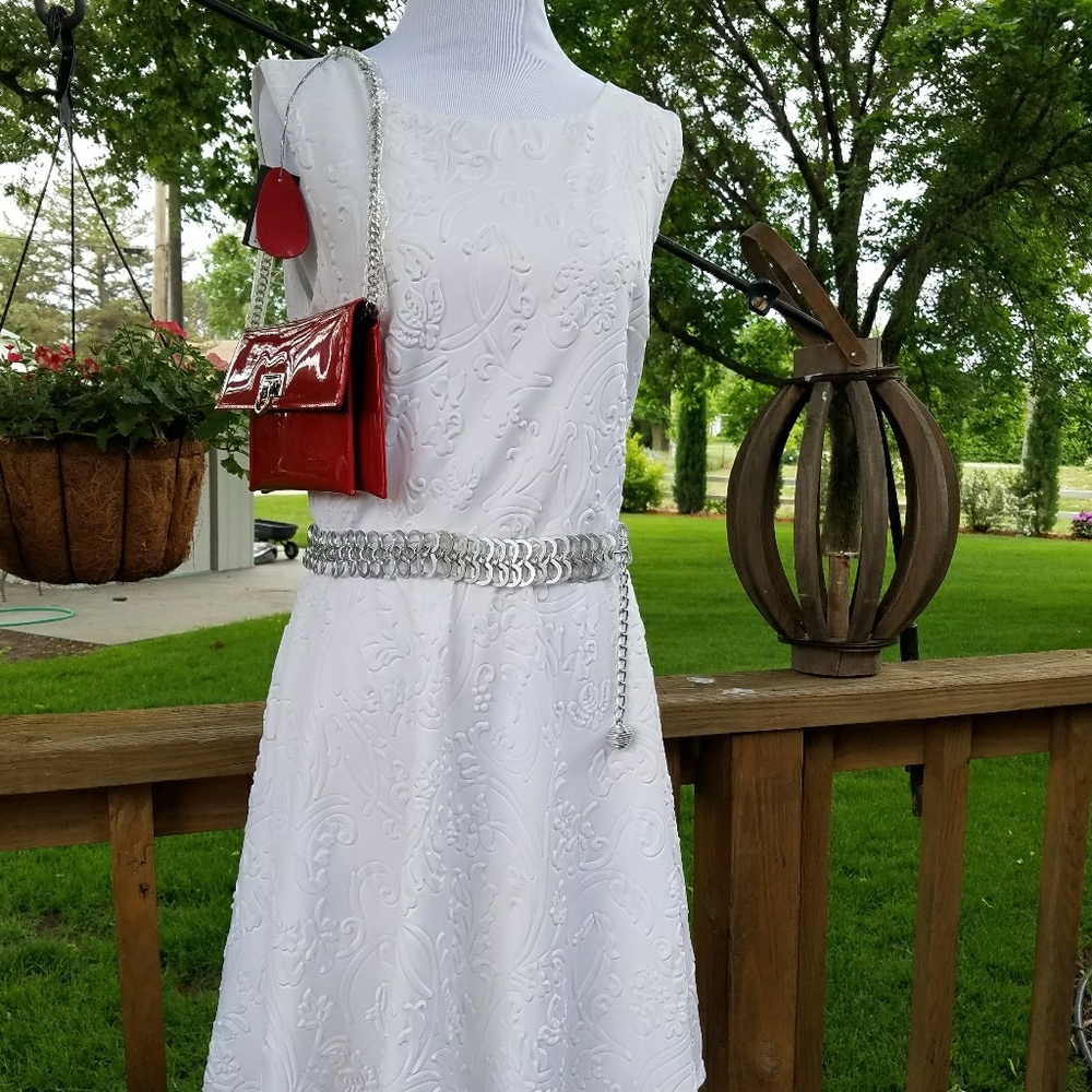 White dress size s